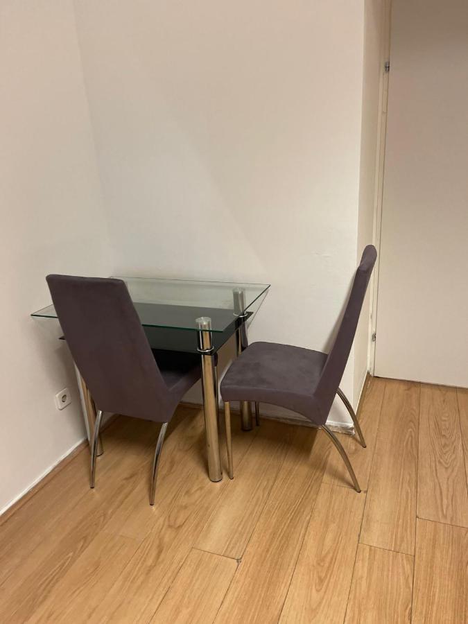 Neat 1Br Apt. Simmering-Ideal For Longstays Wien Exterior foto